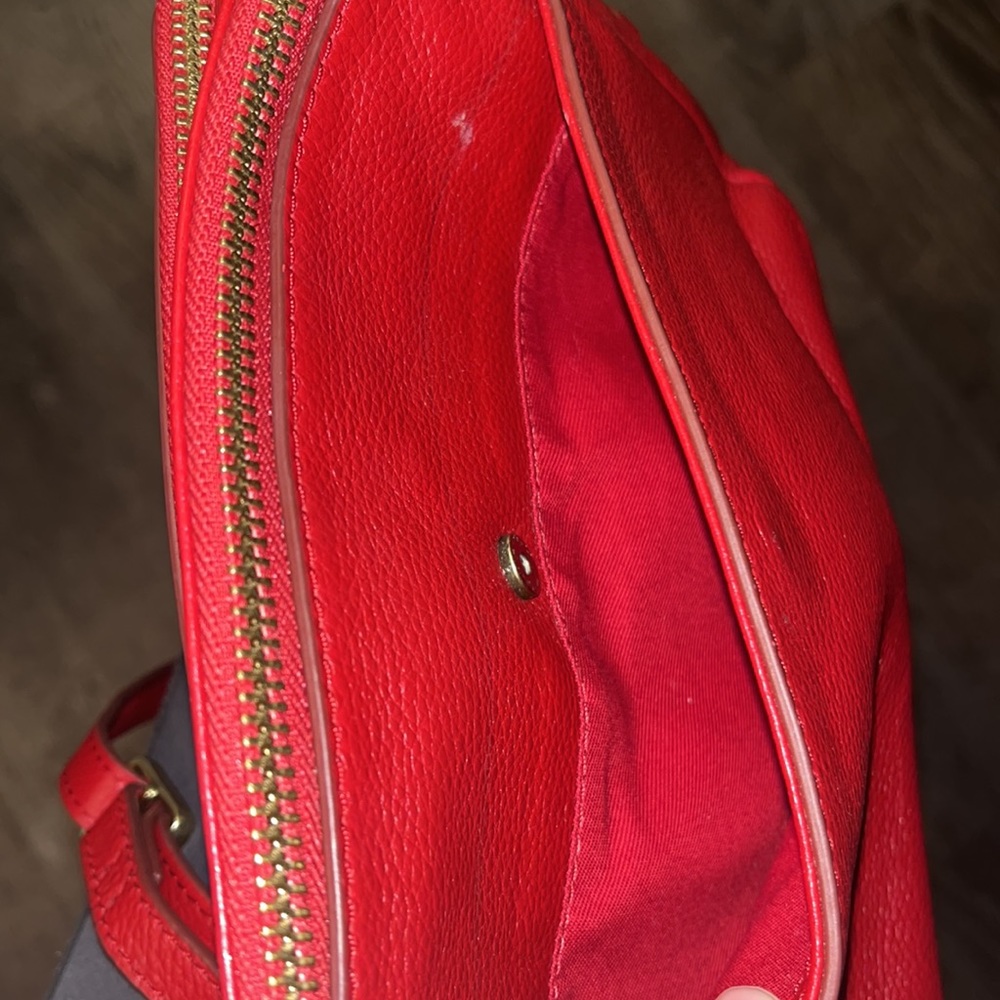 Genuine leather crossbody bag. Red fossil crossbody purse - Picture 7 of 15